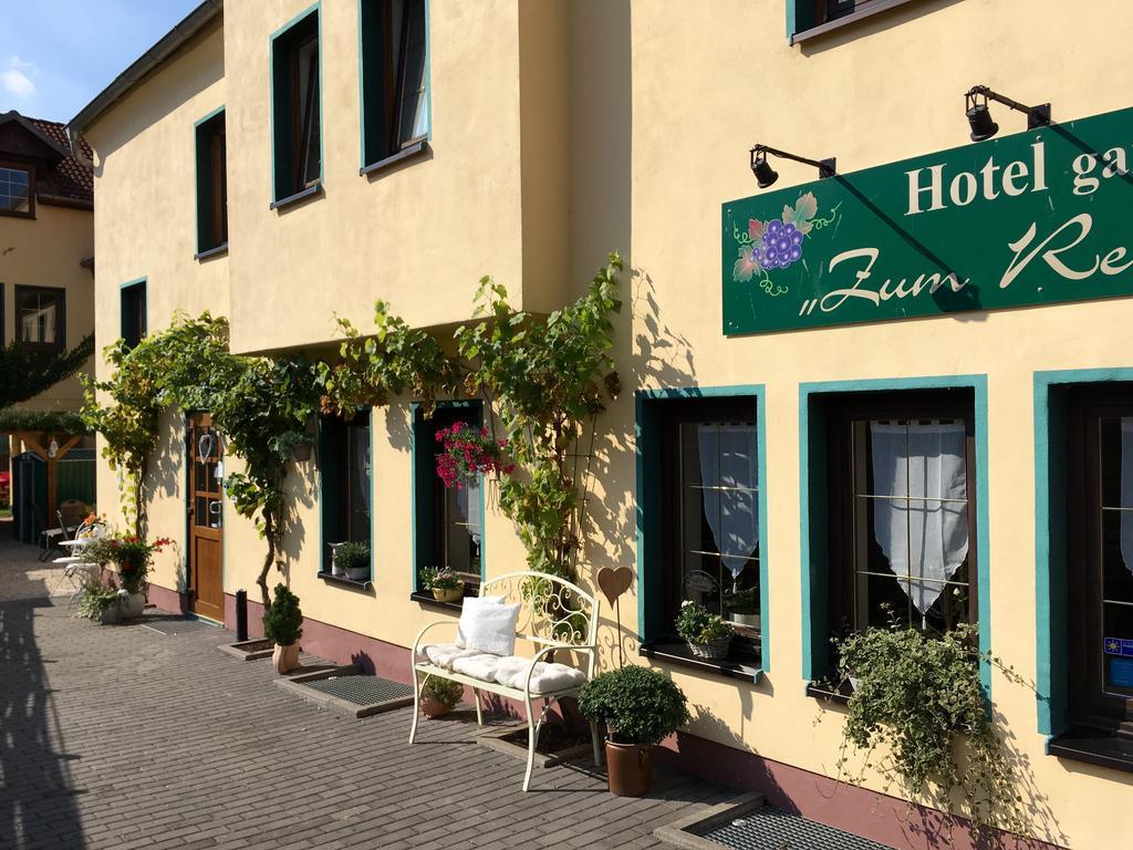 נאומבורג Hotel Garni Zum Rebstock מראה חיצוני תמונה